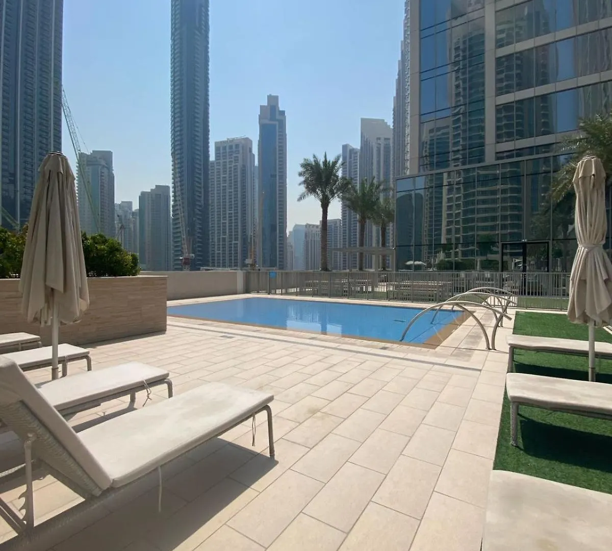 Superb 1Bed With Pool & Gym Near The Burj Khalifa Apartment Dubai